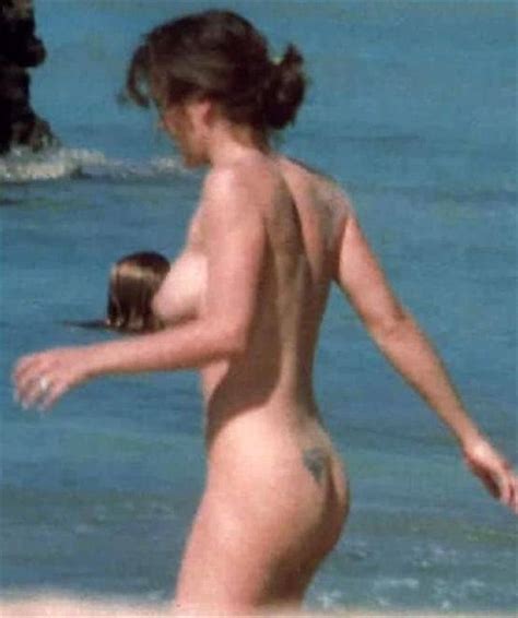 Alyssa Milano Nude Photo And Video Collection Fappenist