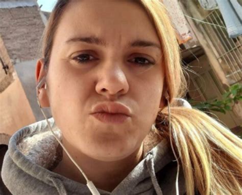 Era da poco diventata mamma, una fine orribile davanti alle colleghe operaie, che ripropone il dramma inaccettabile delle morti sul lavoro, due giorni dopo il 1 maggio. Luana scomparsa in Campania è morta: accoltellata e ...