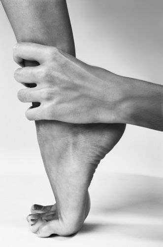 Pin By Bek On B N Female Anatomy Reference Foot Pictures She Walks