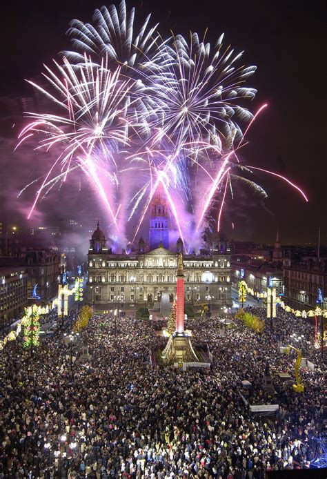 New Years Eve Fireworks At Glasgows George Square Intohigher Into