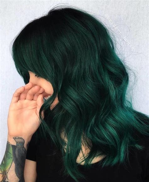 Pin By Dèveon On ♥hair♥ Dark Green Hair Green Hair Colors Hair Styles
