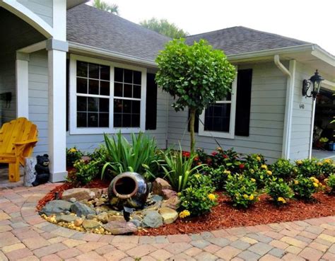 20 Beautiful Examples Of Incorporating Mulch Into Landscaping Front