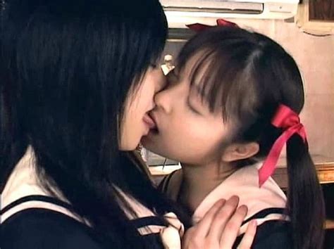 百合JKの女同士でキスするレズなエロ画像動画あり 魅惑のパンチラあんてな