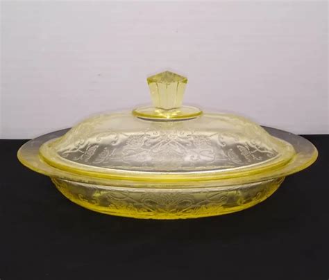 HAZEL ATLAS GLASS Co FLORENTINE No 2 Poppy Yellow Oval Vegetable Bowl