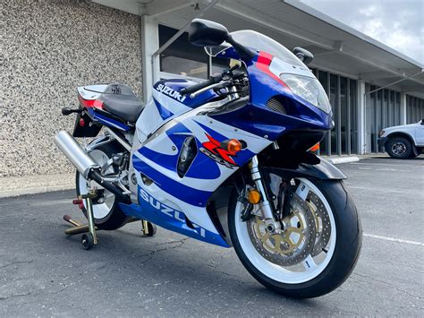 2000 Suzuki Gsx R750 With 32 Miles Iconic Motorbike Auctions