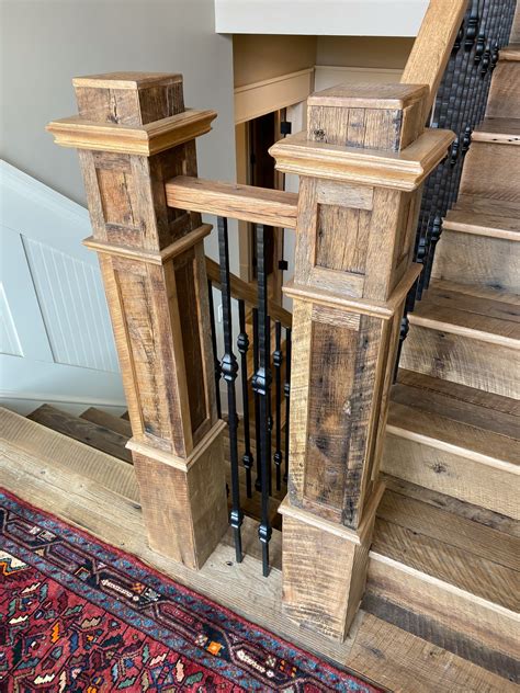 Get 21 Wooden Antique Stair Railing