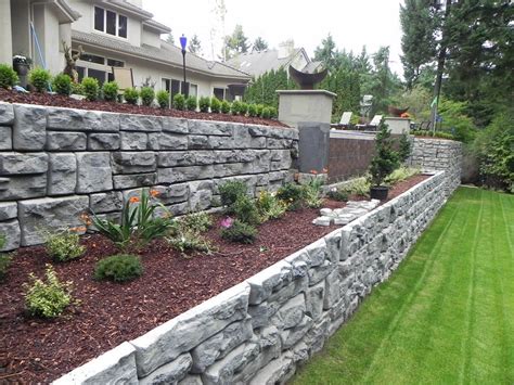 How To Build A Dry Stack Stone Retaining Wall The Right Way Dengarden