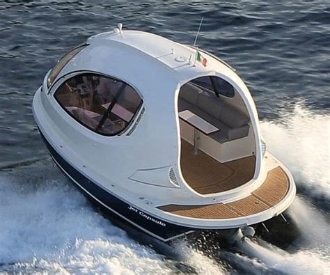 Jet Capsule Mini Luxury Yacht