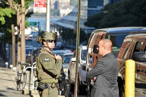 Dss Special Agents With The Office Of Mobile Security Depl Flickr