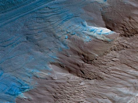 Nasas Mars Reconnaissance Orbiter Captured Earth Shaking Photos