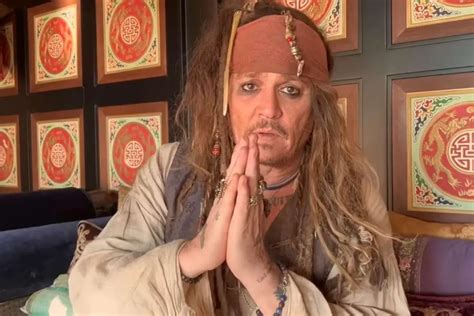 Johnny Depp Returns As Captain Jack Sparrow For Make A Wish Chip And Company