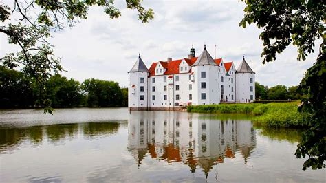 The 15 Most Beautiful Castles In Germany Laptrinhx News