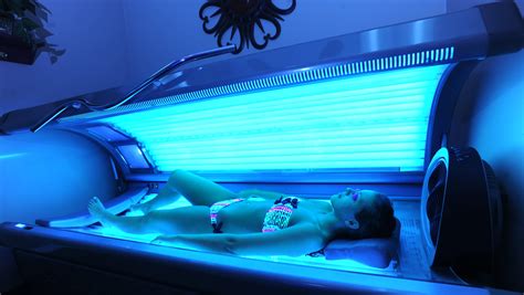 Thousands Of Skin Eye Burns Linked To Indoor Tanning
