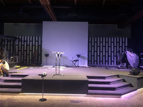 Kids In Towers Church Stage Design Ideas