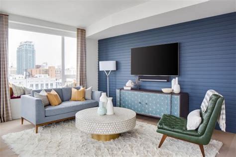 Mid Century Modern Living Room With Blue Wall Hgtv