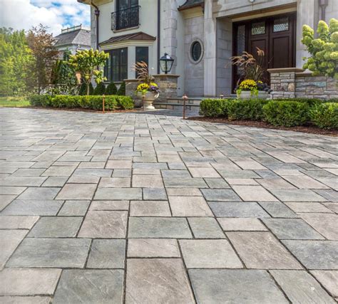 A Buyers Guide For Selecting Patio Stones Mr Interlock