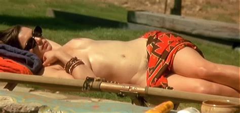 Rachel Weisz Nude Boobs In Stealing Beauty Scandalplanetcom Xhamster