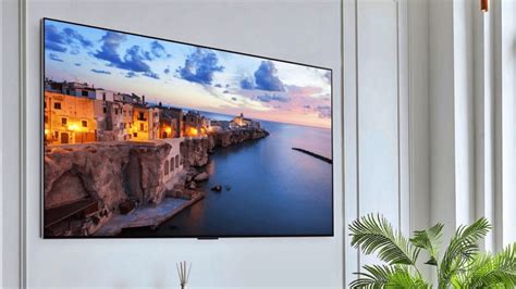 CES LG Unveils Its OLED TV Line Up