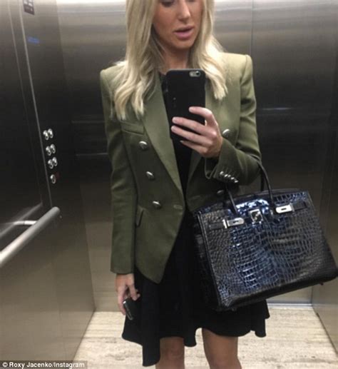 Roxy Jacenko Goes Without Her Wedding Ring In Signature Elevator Selfie On Instagram Daily