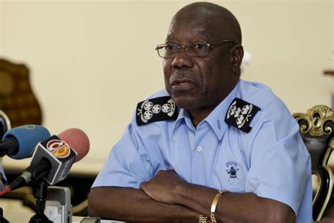 Pr Angolano Exonera Comandante Da PolÍcia E Chefe Da Secreta Militar Correio Da Manhã Canadá
