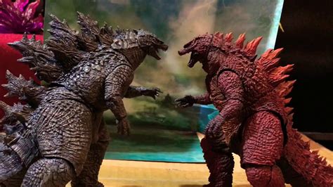 Kong as these mythic adversaries meet in a spectacular battle for the ages, with the fate of the world. NECA Godzilla 2019 & S.H.Monsterarts Comparison - YouTube