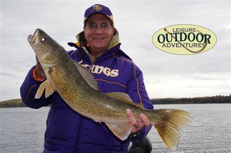 We will help you launch, retrieve and dock your boat at no cost. Leisure Outdoor Adventures: 10/9/2011 Leech Lake Fishing ...