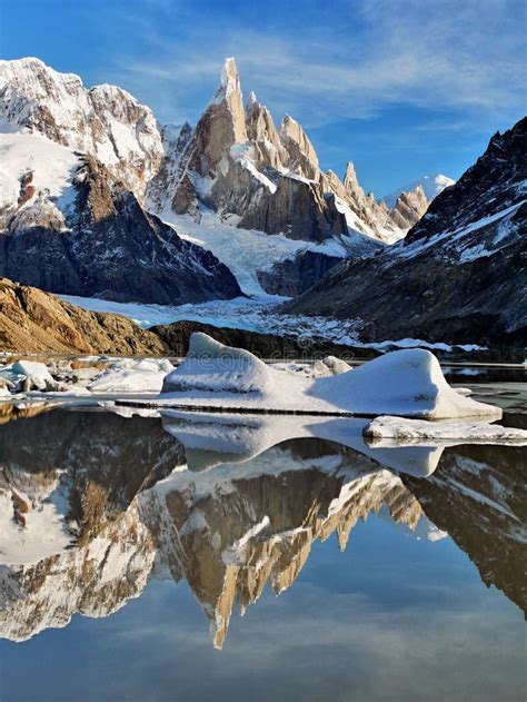 Cerro Torre Peak Argentina Patagonia Stock Photo Image Of Lake