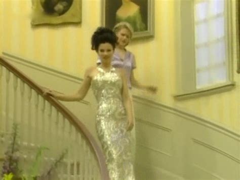 Which Dress Poll Results The Nanny Fanpop