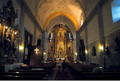 Interior De La Iglesia De Nuestra Señora De La Asunción Download