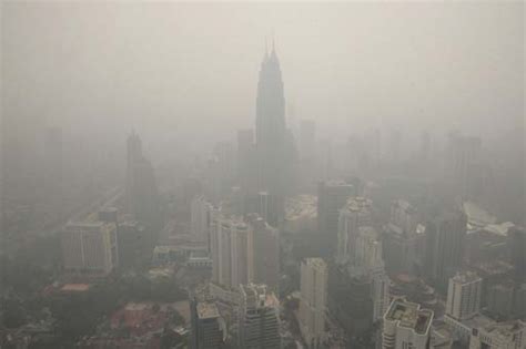 The air has reached a high level of pollution. Malaysia Haze | Free Malaysia Today