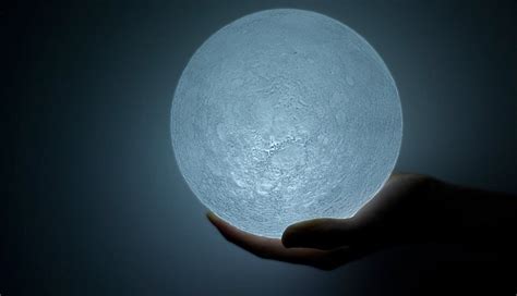 Nosigner Turns 3 D Map Of Moon Into A Luminous Lamp