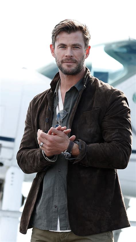 Chris Hemsworth Hollywood Actor Hd Phone Wallpaper Pxfuel