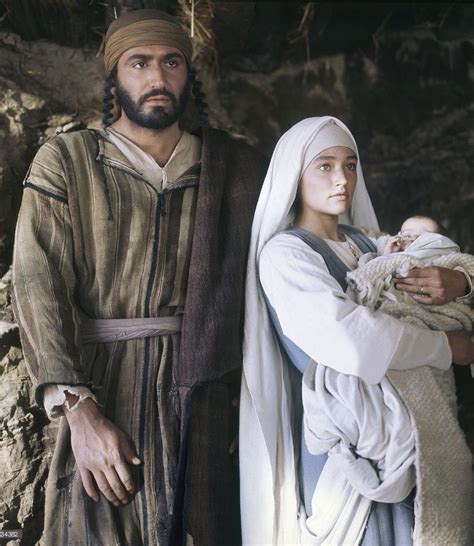 José María Y El Niño Olivia Hussey Jesus Pictures Jesus