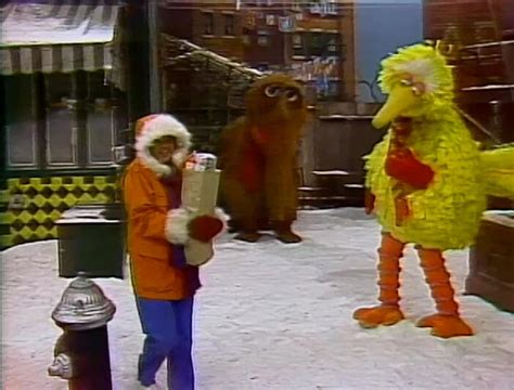 Big Bird And Snuffy Bring Puerto Rico To Sesame Street 1982