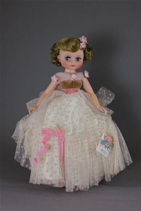 Sold At Auction 19 12 American Character Vinyl Betsy Mccall With