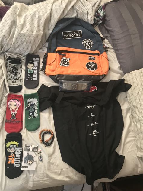 This chic and cheap guide to picking out a gift for your girlfriend should help. Naruto Christmas Gifts!! From my girlfriend and her family ...