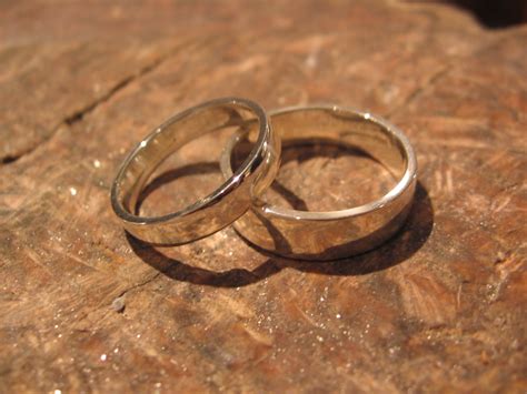 Https://tommynaija.com/wedding/how A Wedding Ring Is Made