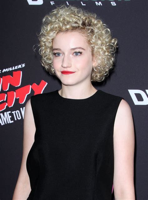 Julia Garner Picture 3 Los Angeles Premiere Of Sin City A Dame To