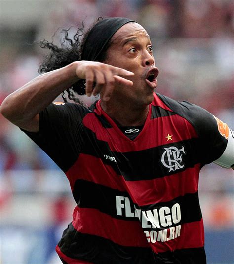 Ronaldinho blogs, comments and archive news on . Flamengo: Ronaldinho fait encore le show