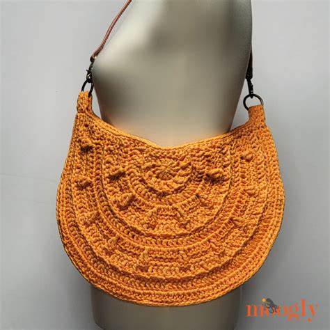 Honey Moon Bag Free Crochet Pattern On Moogly