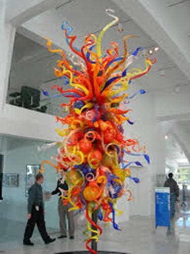 10 Facts About Dale Chihuly Fact File
