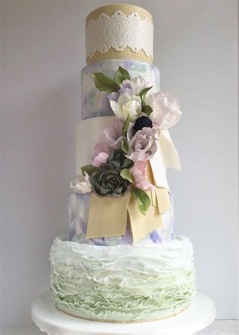 Order/send white forest cakes online at best price from ferns n petals. The Most Amazing Wedding Cakes With Unique, Simply and ...
