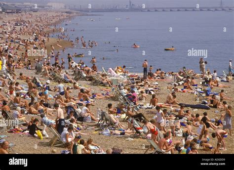 Brighton Beach Crowded With Holidaymakers East Sussex South Coast Swimming In The Sea 1990s Uk