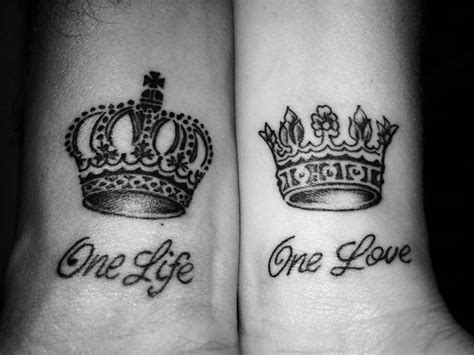 One Life And One Love One Life Tattoo Crown Tattoo Life Tattoos