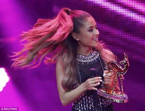 Ariana Grande Gives A Raunchy Performance At Bambi Awards Daily Mail Online