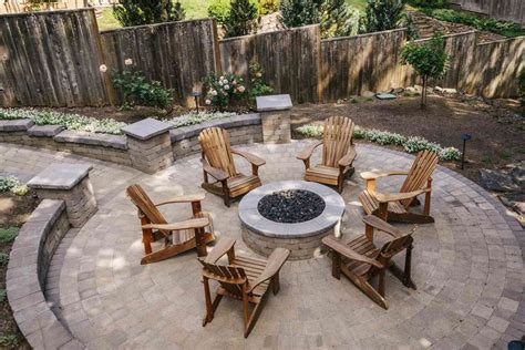 Transform Your Small Sloped Backyard With These Landscape Ideas For