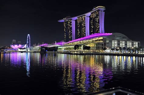 Marina Bay Sands At Night Singapore By Ralph De Zilva Redbubble