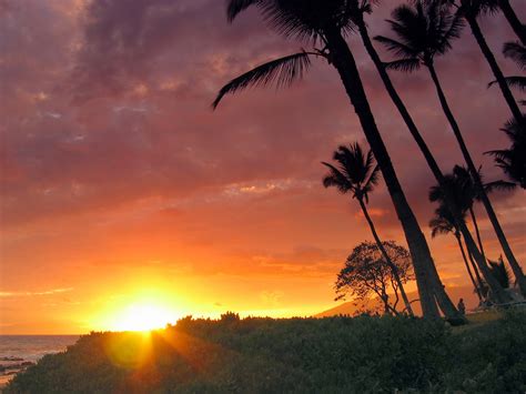 Paradise Sunset On The Island Of Maui Hawaii