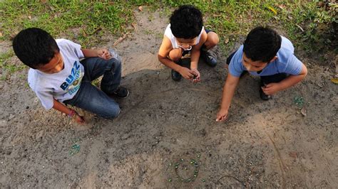 ¡entonces ingresa para ver tu juego favorito acá! 10 juegos infantiles de antaño en El Salvador | elsalvador.com