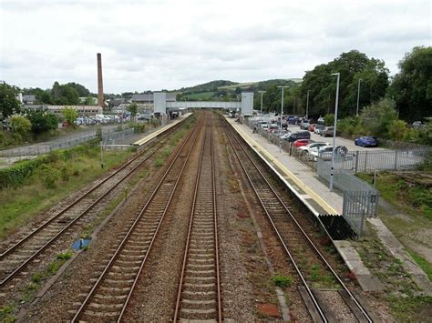 Totnes Railway Station Devon © Nigel Thompson Cc By Sa20 Geograph